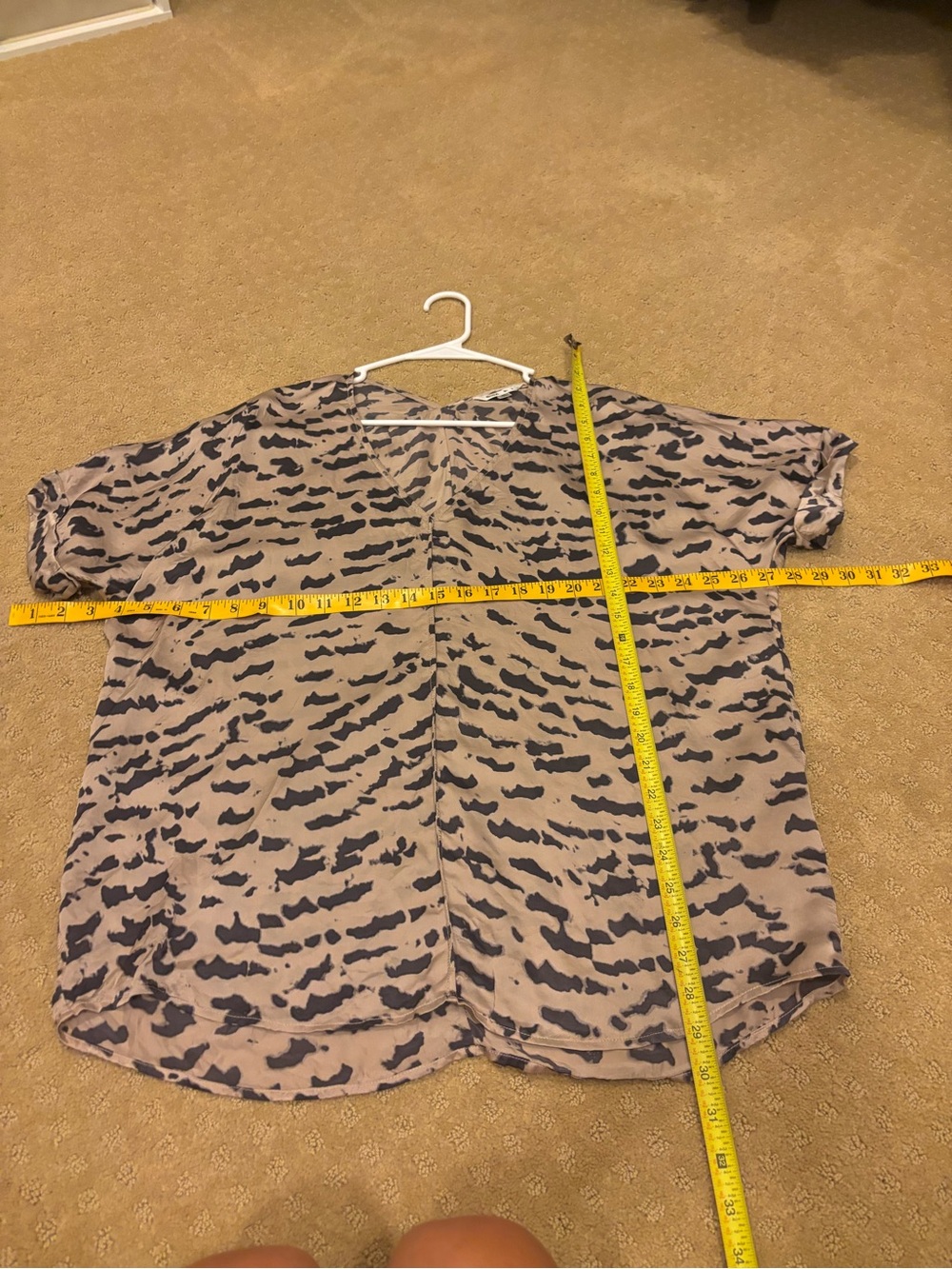 CAbi 100% Silk Animal Print Blouse M Oversized Dolman Tunic Boho Leopard